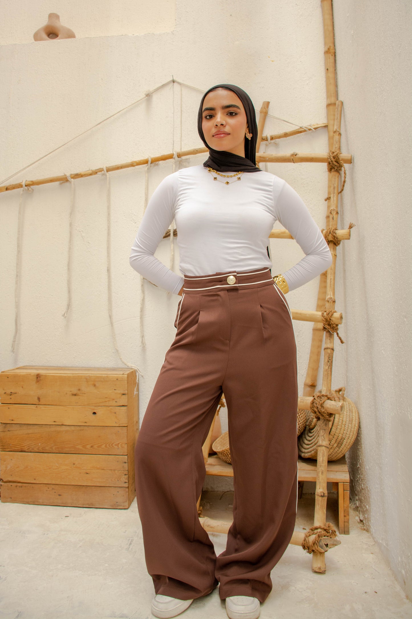 Sidelined Wide-Leg Pants - Brown