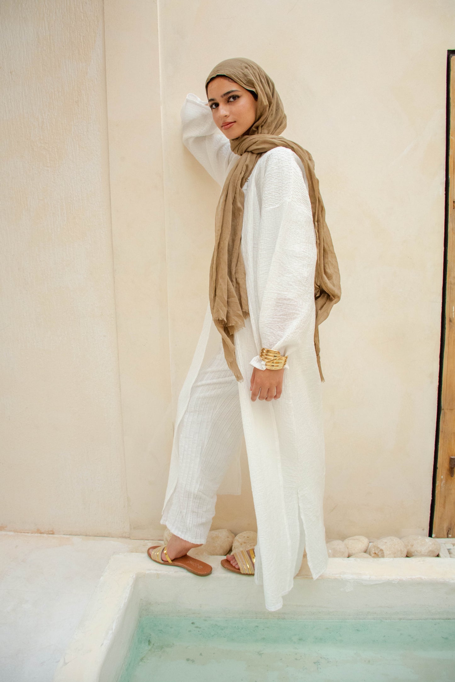 Long Textured Cardigan – White